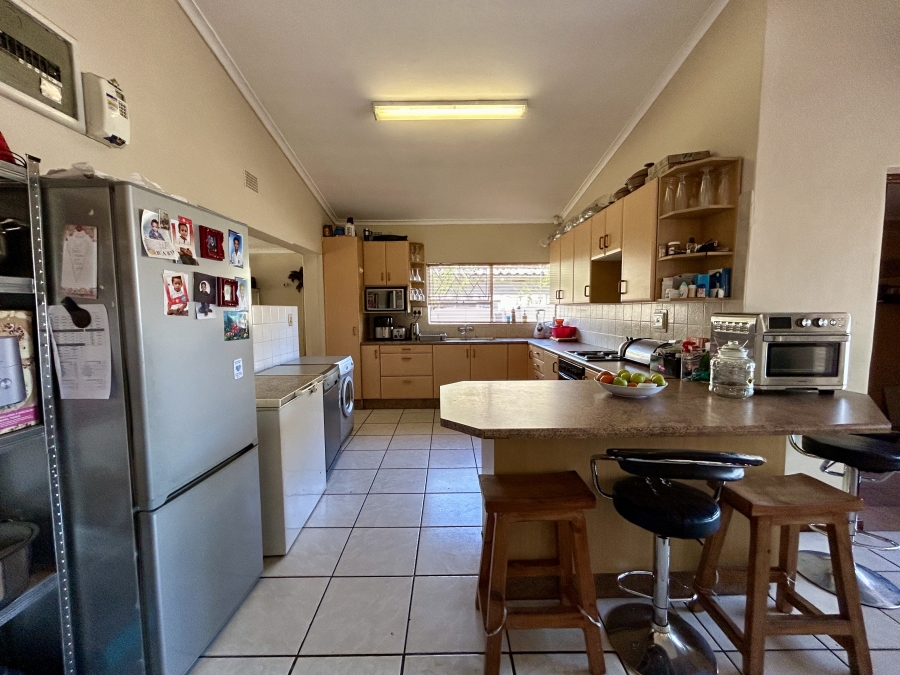 3 Bedroom Property for Sale in Churchill Estate Western Cape